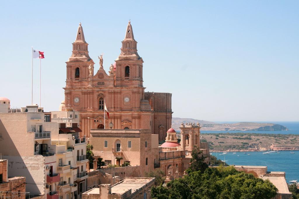 City Center Apartments Mellieħa Zimmer foto